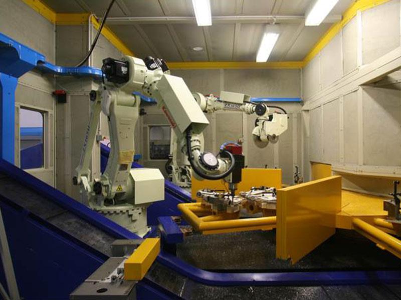 Impianti robotizzati taglio e sbavatura Tiesse Robot