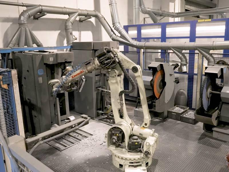automazione industriale sbavatura Tiesse Robot